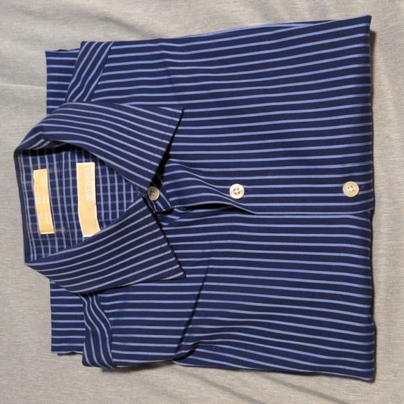 Button-up Shirt - Picture 1 of 1